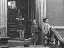 Untitled, New York (kids in masks on stoop)